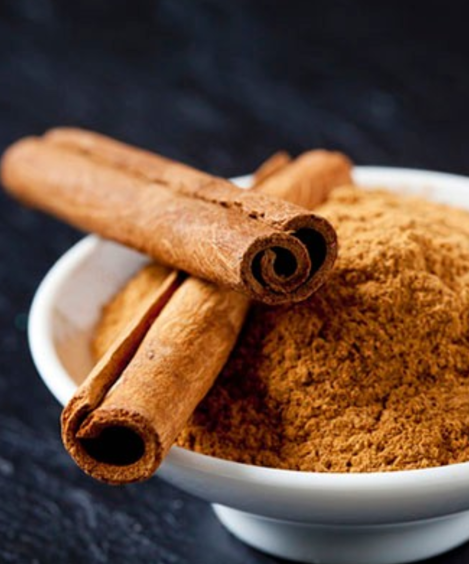 Cinnamon quills and powder