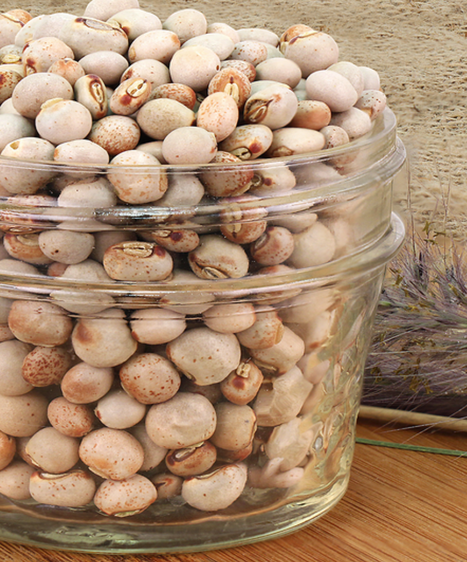 Whole dried pigeon peas